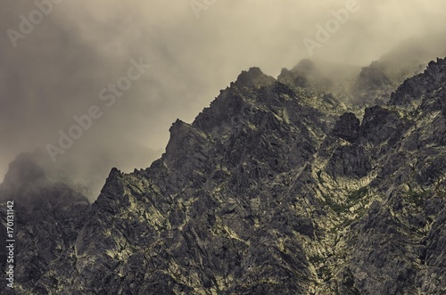 Fototapeta Naklejka Na Ścianę i Meble -  Tatra mountains landscape, Poland, rocky ridge under clouds
