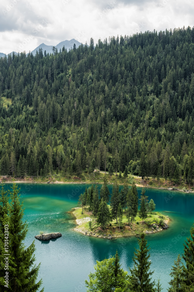 Caumasee in der Schweiz bei Flims