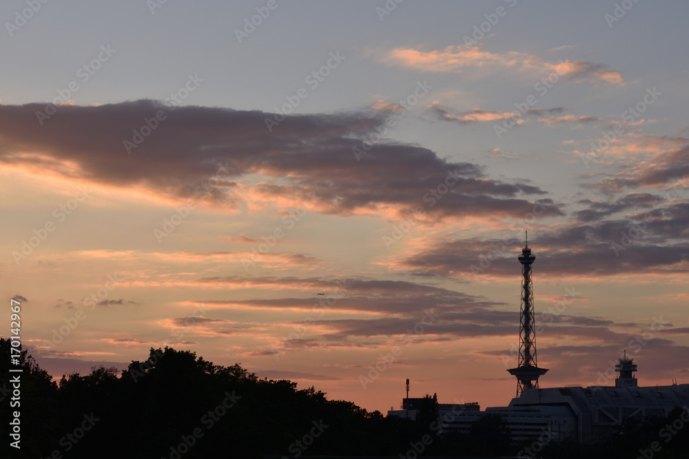 Der Berliner Funkturm, Sonnenuntergang