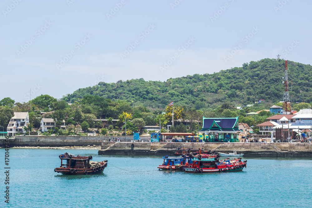 Natural View in Island : Trip to Sichang Island in Thailand