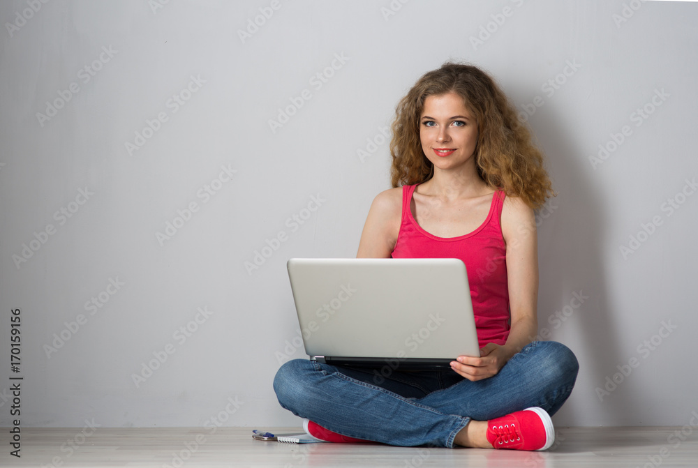 Fototapeta premium woman student with laptop