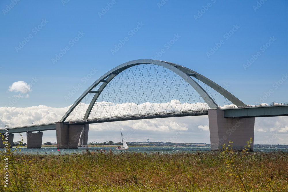 Fototapeta premium fehmarnsundbrücke