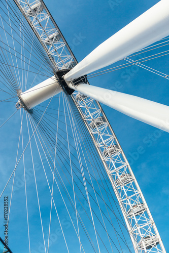 London Eye wheel gear