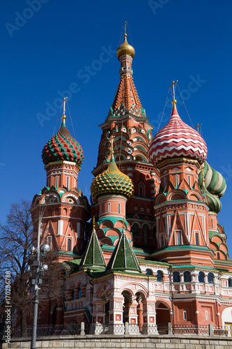 picture of san basil in red square one of the most important monument of moskow russia