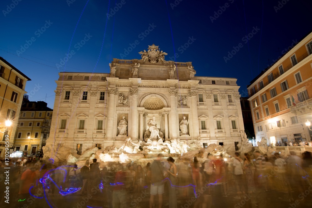 Fototapeta premium Treva Fountains at night
