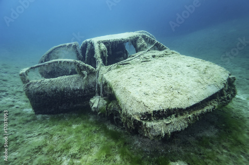 Car wreck underwater, Hemmoor, Germany