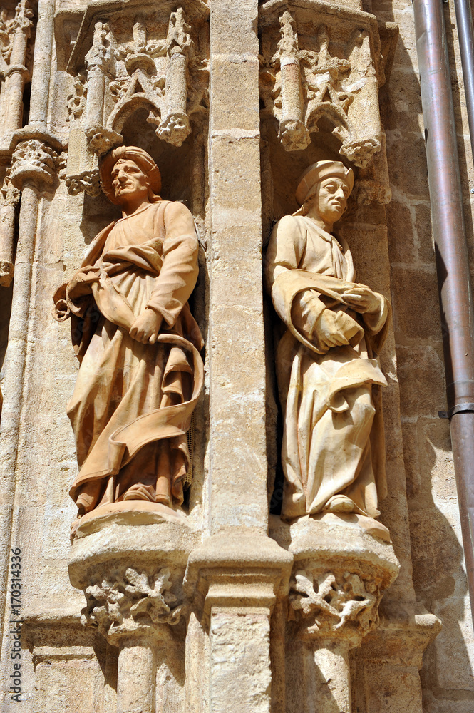 Obraz premium Prophets in the Campanillas Gate, Seville Cathedral, Spain
