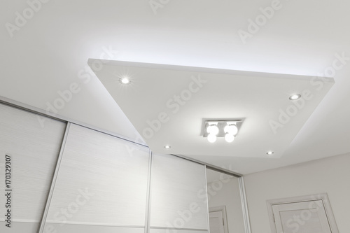 decorative ceiling with lighting