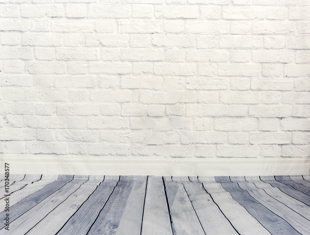 Fototapeta premium Biała ściana z podstawą