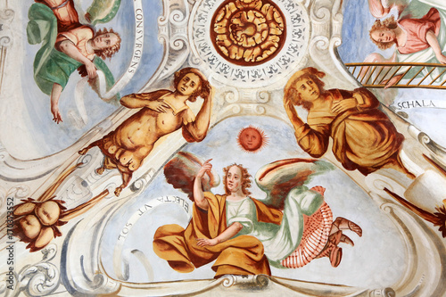 Ange. Fresque. Sanctuaire Madonna del Sasso. XVIe siècle. Locarno. Orselina. Suisse. / Angel. Fresco. Sanctuary Madonna del Sasso. Orselina. Locarno. Switzerland..