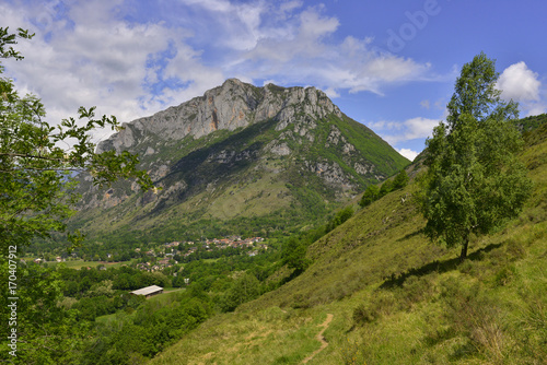 Verdun (09310) au creux des Pyrénées, département de l'Ariège en région Occitanie, France