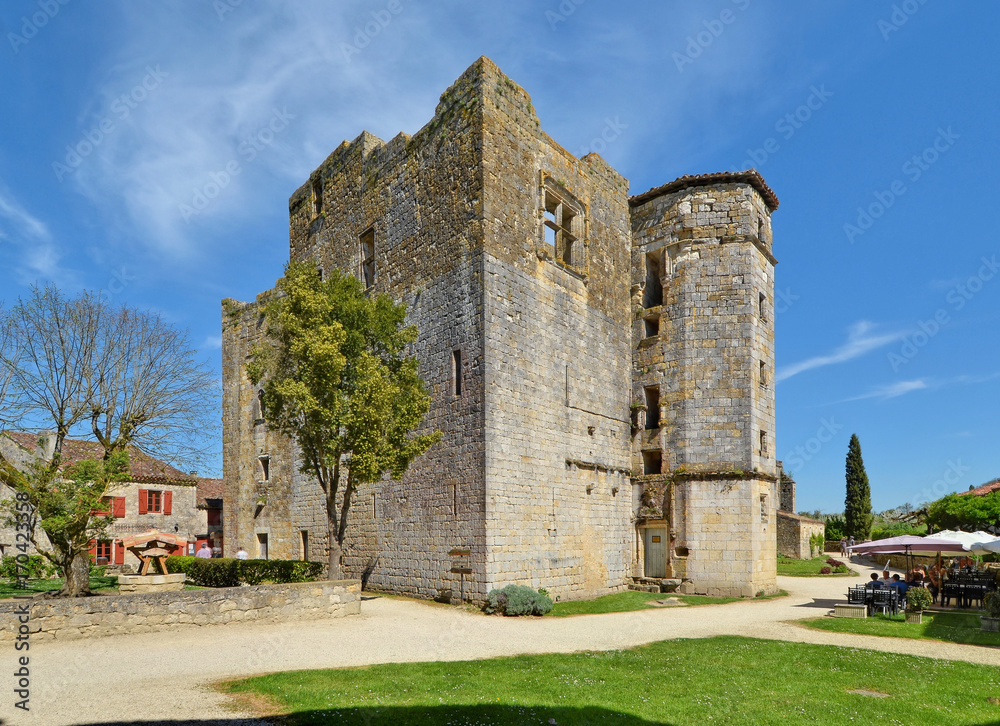Larressingle, cité médiévale, le château, Gers, France