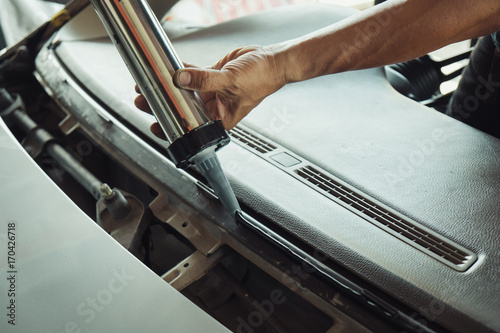 windshield repair and install auto glass because car accident