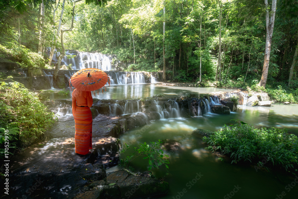 Fototapeta premium Sam Lan waterfalls, Khao Sam Lan National Park, Saraburi province Thailand