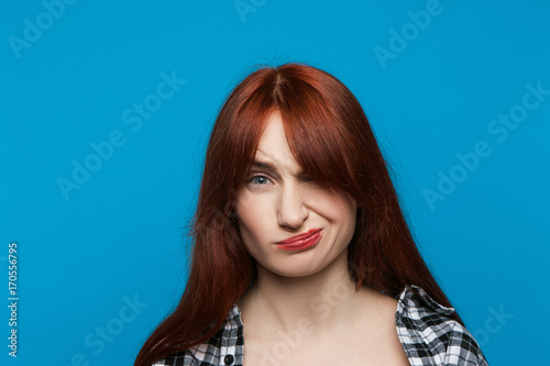 Fotografija Hesitative woman portrait