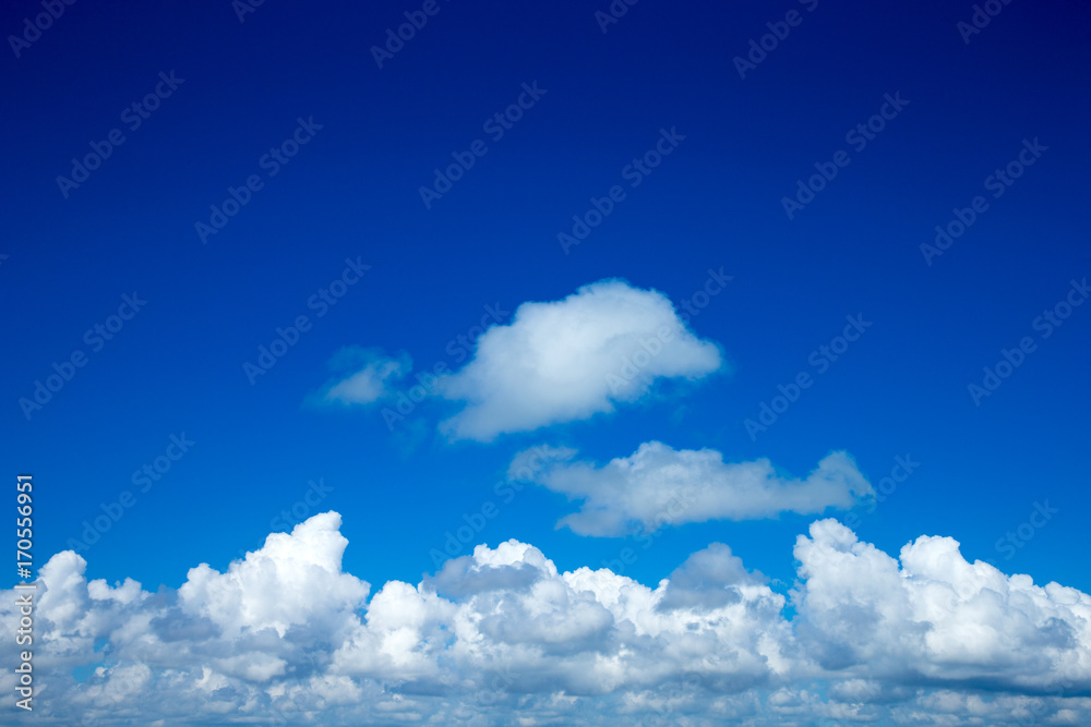 Obraz premium blue sky with clouds