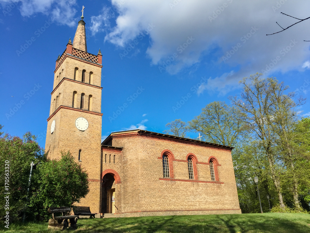 Dorfkirche Petzow in der Seitenansicht 2017, Nr. 4