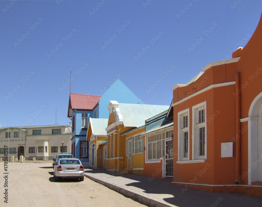 Fototapeta premium Kolonialgebäude in Lüderitz, Namibia