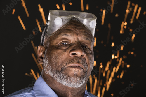 Tablou canvas Portrait of a black steel worker