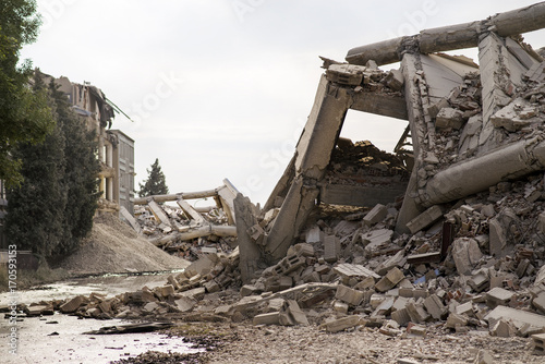 Canvastavla Collapsed industrial building
