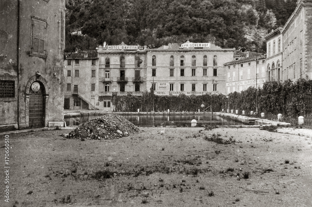 FOTO ANTICA RAFFIGURANTE RIVA DEL GARDA DURANTE LA PRIMA GUERRA MONDIALE