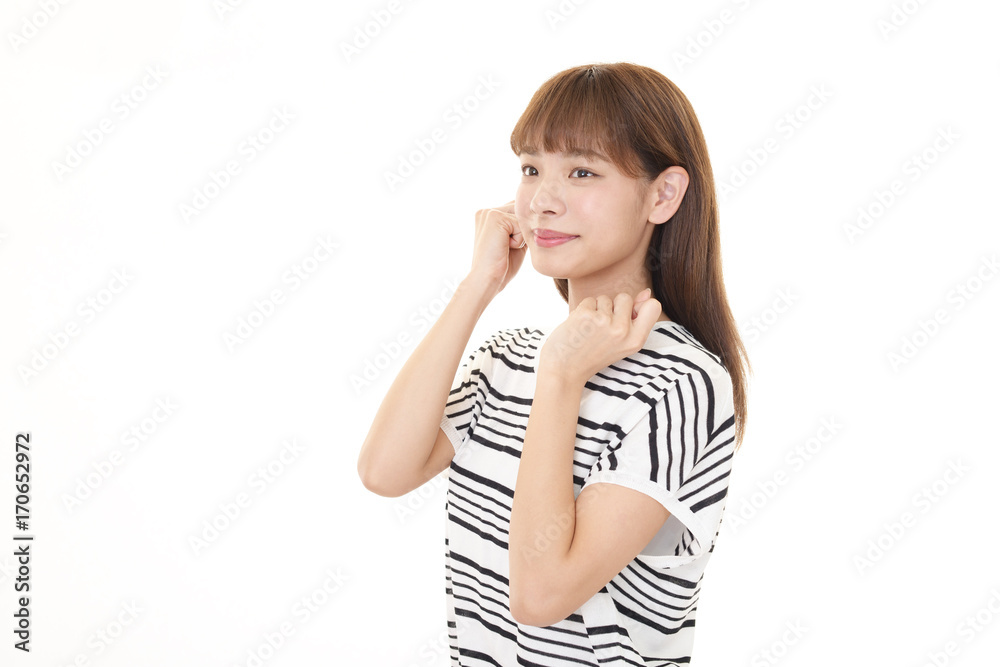 ガッツポーズの女性