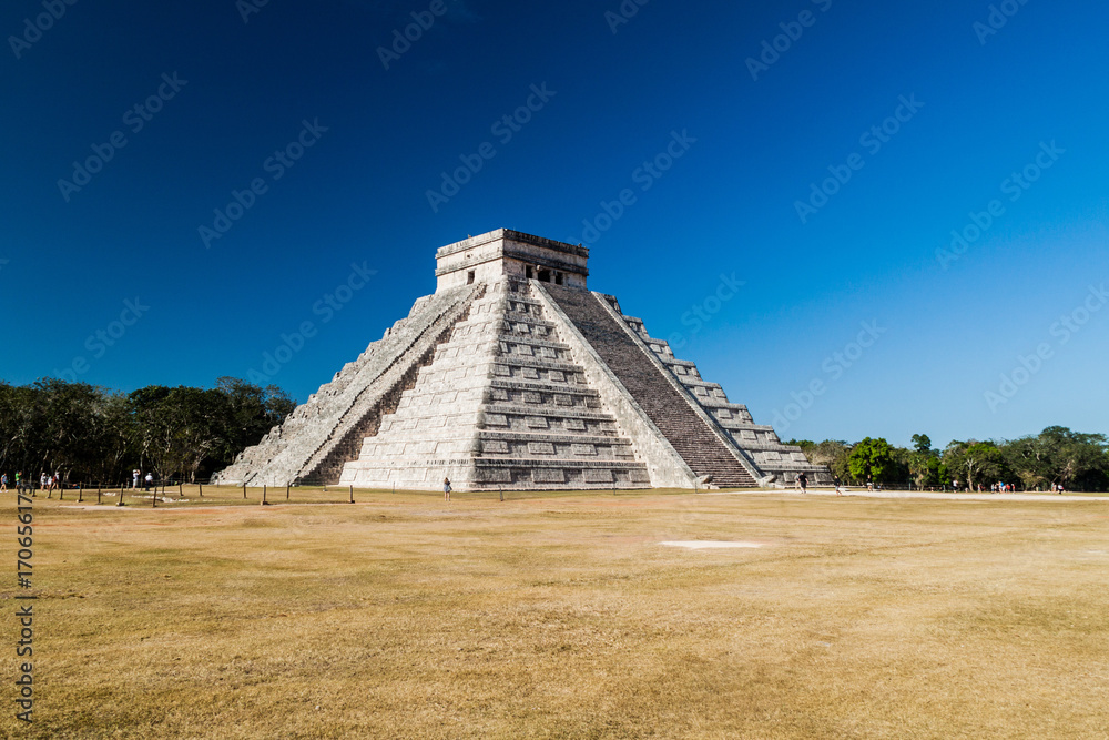 Pyramid Kukulkan in the Mayan archeological site Chichen Itza, Mexico Pyramid Kukulkan in the Mayan archeological site Chichen Itza, Mexico