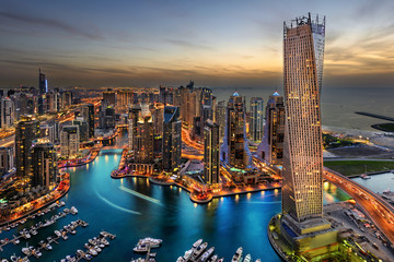 Wandcirkels Dubai Jachten in Dubai Marina Bay  © ajandali