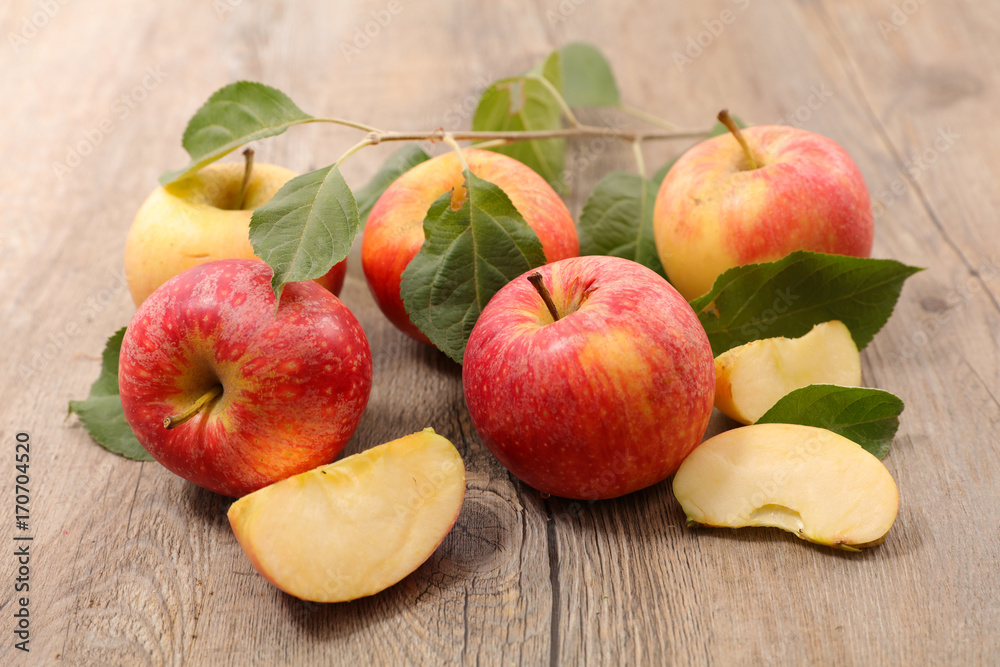 fresh apples fresh apples