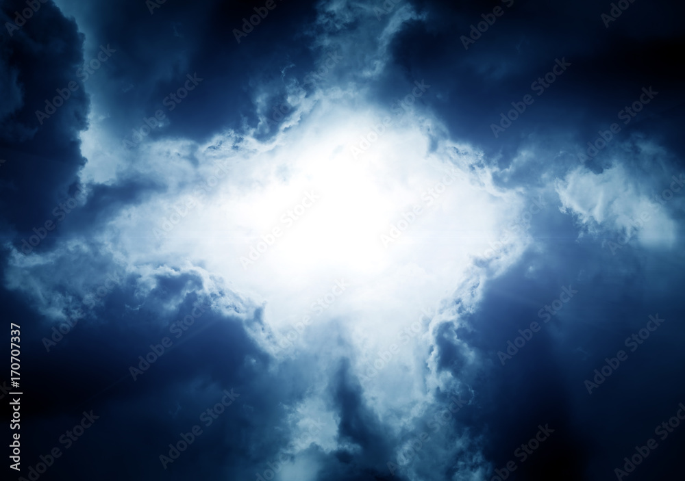 Obraz premium Dramatic Clouds Background