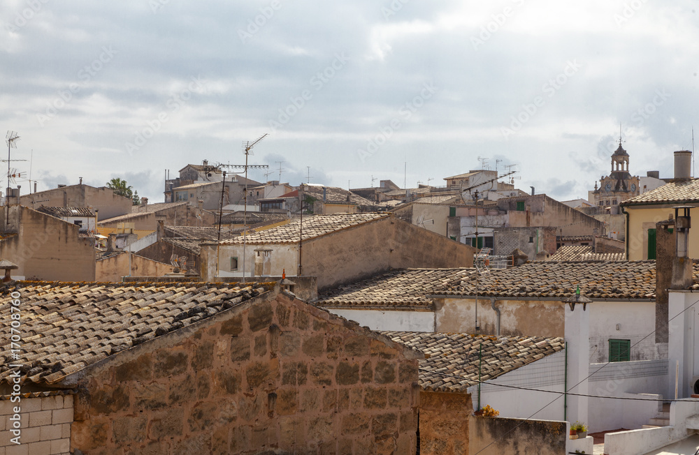 Dächer der Altstadt von Alcudia