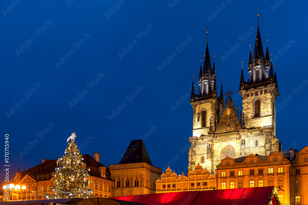 Fototapeta premium Tyn church and Christmas tree in Prague.