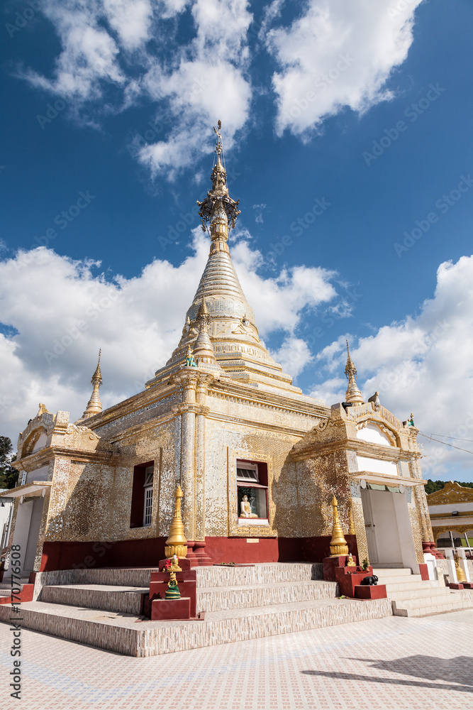 Fototapeta premium Aung Chang Tha temple, Kalaw, Burma