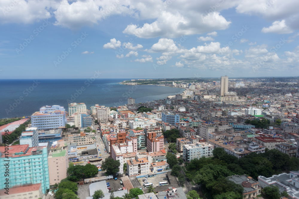 La Habana, Cuba,  vista desde edificio alto. 