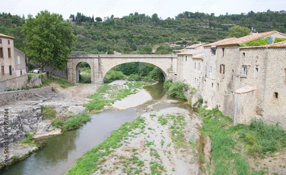 Pont moderne de Lagrasse