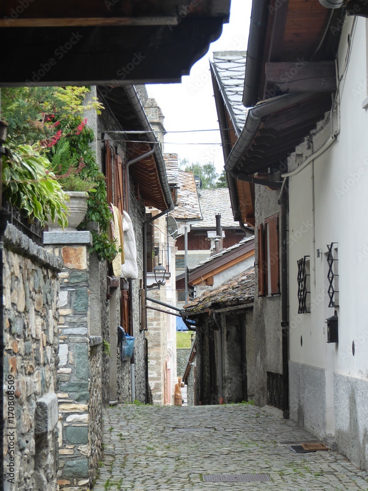 Naklejka premium Etroubles, village du val d'Aoste