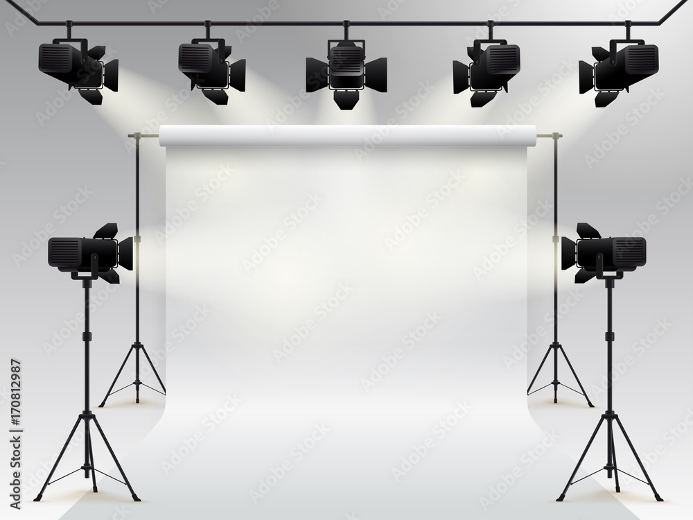 Indføre uddanne Dårligt humør Lighting equipment and professional photography studio white blank  background. Studio for photography with light equipment. Vector  illustration. Isolated on gray background Stock Vector | Adobe Stock