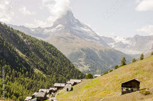 Zermatt, Bergdorf, Weiler, Findeln, Findelbach, Findelbachschlucht, Sunnegga, Wanderweg, Bergbauer, Kapelle, Alpen, Matterhorn, Wallis, Schweiz