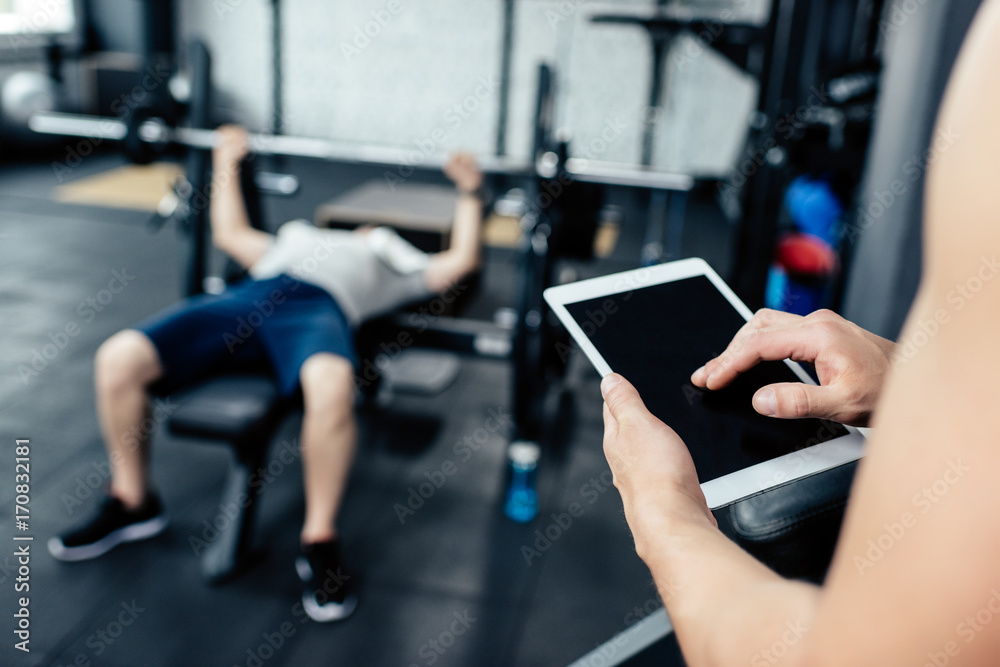 trainer using digital tablet trainer using digital tablet