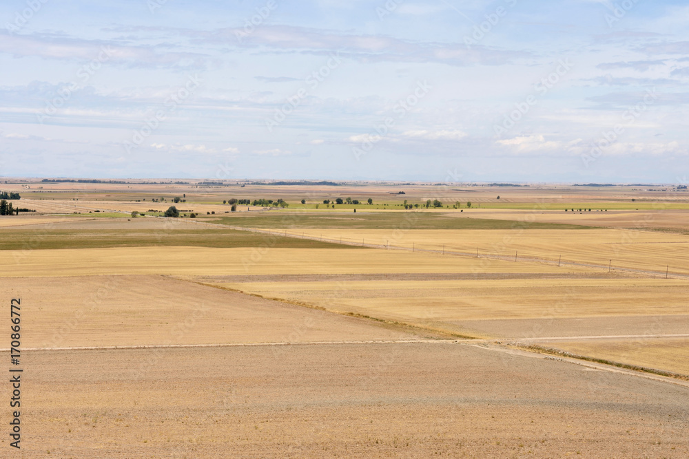 Fototapeta premium Landscape of Castilla y Leon near the village of Montealetre de Campos in the region of Tierra de Campos, Valladolid Province, Spain,