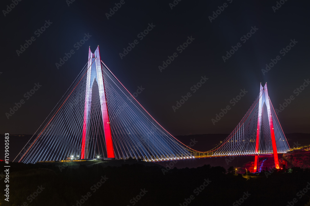 Obraz premium Yavuz Sultan Selim Bridge, Stambuł, Turcja