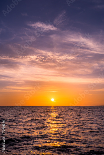 Fototapeta Naklejka Na Ścianę i Meble -  Sunset over the Gulf Of Mexico