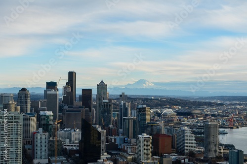 Seattle cityscape with Mount Rainier. 