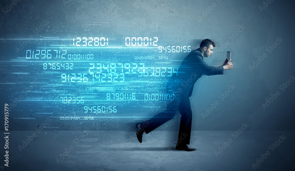 Obraz premium Business man running with device and data concept