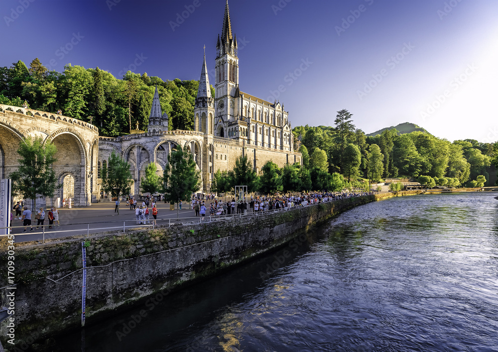 Basílica del Rosario (Lourdes)