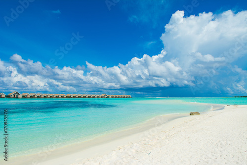 Fototapeta Naklejka Na Ścianę i Meble -  Beautiful tropical landscape of sandy beach and Indian ocean