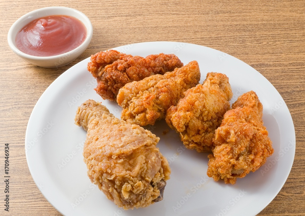 Delocious Fried Chicken Wings with Tomato Sauce Delocious Fried Chicken Wings with Tomato Sauce