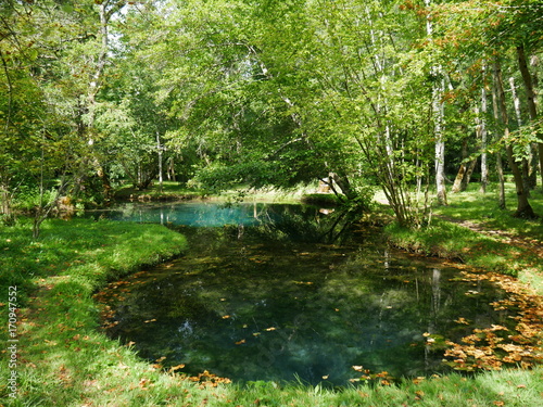 Les fontaines bleues Château de Beaulon Saint Dizan du Gua photo