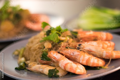 shrimp and noodles thai food