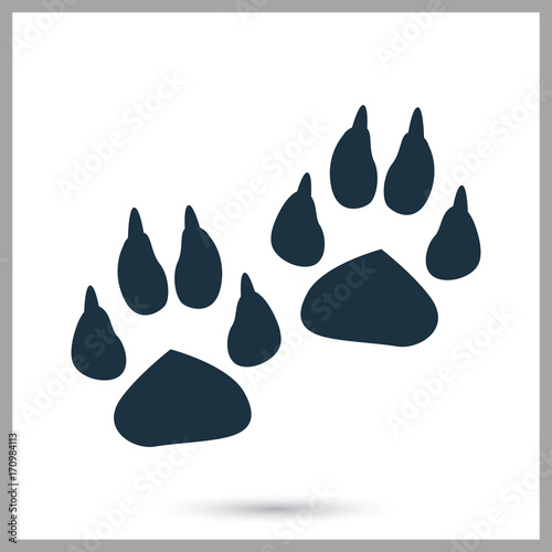 Predator paw print simple icon